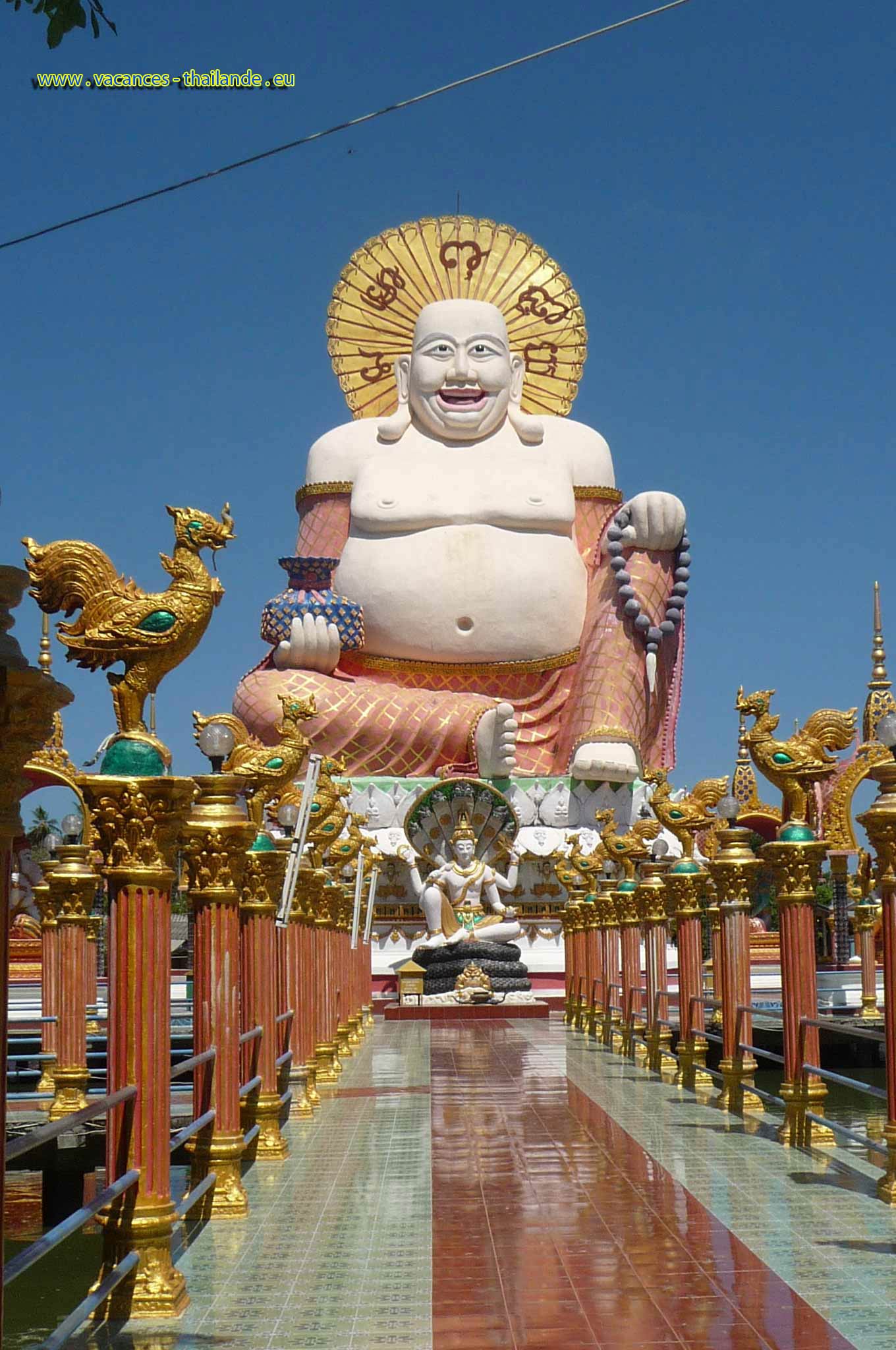 photo 17 the beautiful temples of Buddha 5 minutes of the rented house on Koh Samui in Thailand, your desires for your holiday rental in Thailand and on the island of Koh Samui 